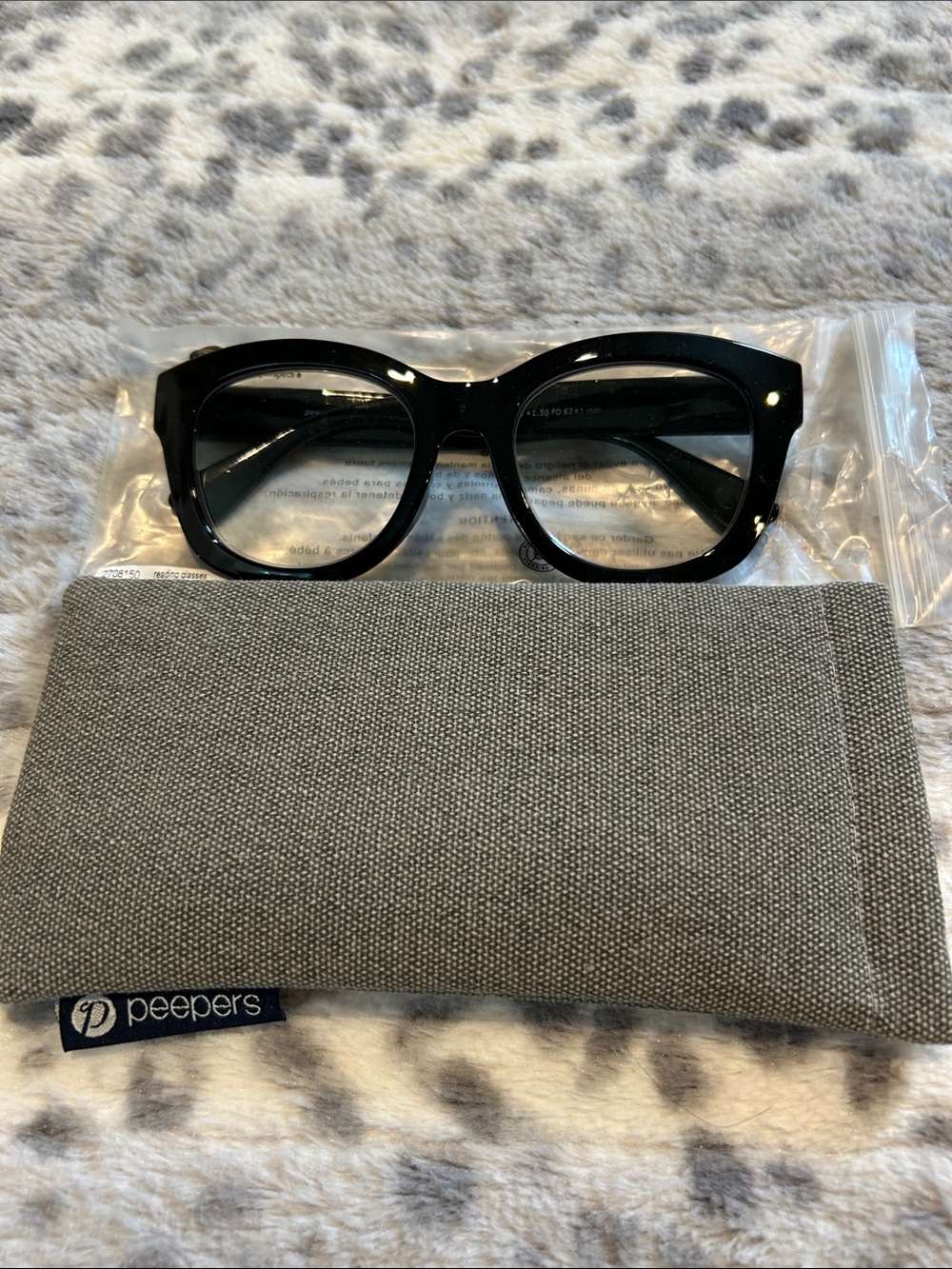 Women's Peepers Black Square Reading Glasses with Gray Pouch